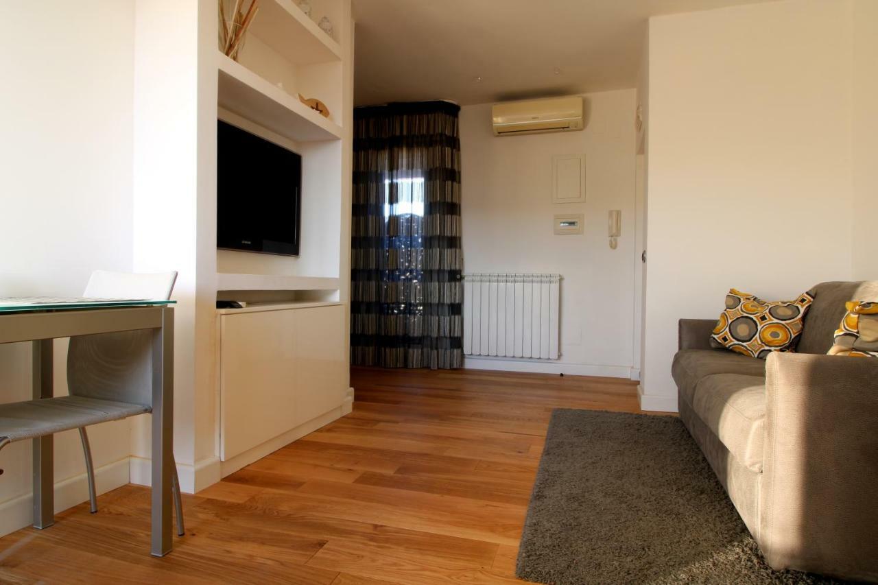 Suite Delicia Apartment - Appartamento Con Terrazza Napoli Exterior foto